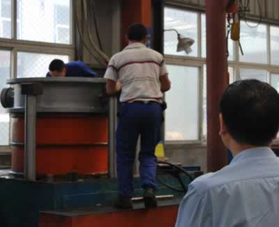 �Ϻ������y�T�S�y�T�z�y��