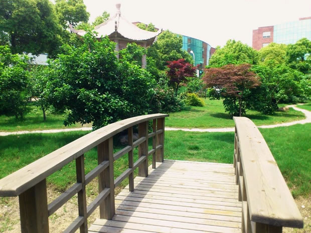 �����Ҝ��������ط����zӰ���һ�Ȫ����D 3��