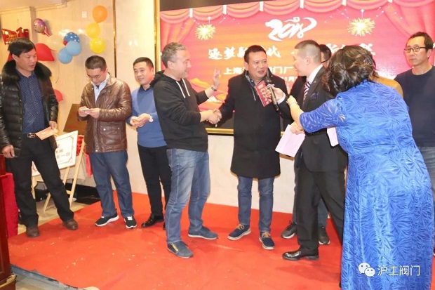 ������Ȫ��骄��1��