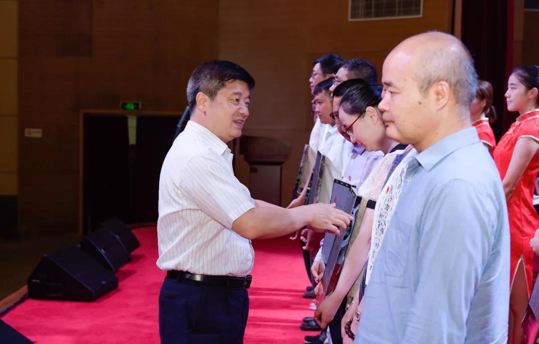 �ζ��^(q��)���½M���cף���h97�����ӣ��D2��