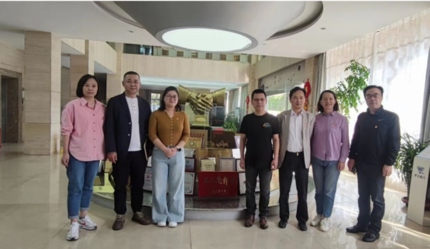 上海滬工閥門廠黨支部與上海市嘉定區稅務局第六稅務所黨支部共建協議簽署(圖4)